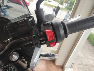 Moto Guzzi 850 T 2025 E5+  STRADA   NERO ISOLA   ΕΤΟΙΜΟΠΑΡΑΔΟΤΗ !!-thumb-8