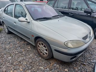 Renault Megane 2002-thumb-1