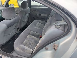 Renault Megane 2002-thumb-13