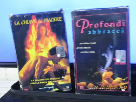VHS - EROTIC MOVIES (2) ΟΧΙ ΕΛΛΗΝΙΚΑ