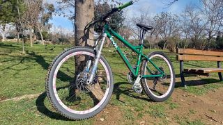 Bicycle mountain '10 Hardtail Εvil 