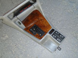 BMW 735 E32 ΚΟΝΣΟΛΑ-thumb-1
