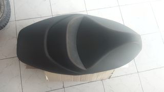 BEVERLY 300/400 4T/4V HPE EURO 5 ABS ΣΕΛΑ