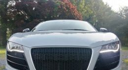 Μασκα εμπρός Audi R8 (2007-2012) Honeycomb Piano Black-thumb-4