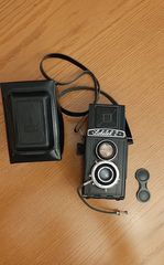 Lubitel 2. Δημοφιλείς φωτογραφική μηχανή.