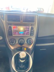 Toyota Verso-S 2013-thumb-7