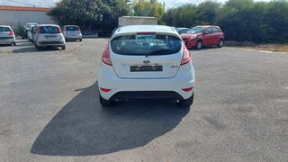 Ford Fiesta 2015-thumb-4