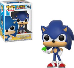Funko Pop! Games: Sonic The Hedgehog - Sonic With Emerald Vinyl Figure (#284)