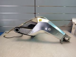 Aprilia RSV 1000 Mille ψαλίδι τροχού πίσω 08’