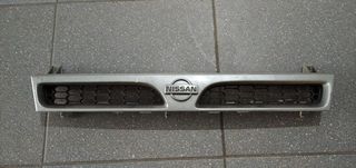 Μάσκα με σήμα, γνήσια μεταχειρισμένη, από Nissan Sunny N14 1992-1995