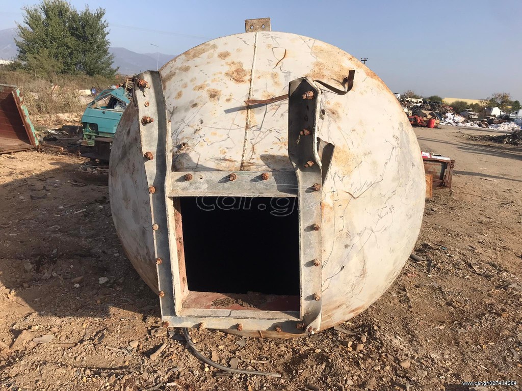 ΔΕΞΑΜΕΝΗ ΖΩΟΤΡΟΦΕΣ