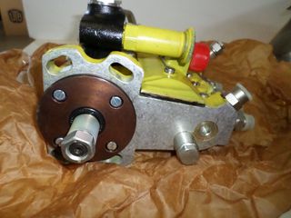 ΑΝΤΛΙΑ ΠΕΤΡΕΛΑΙΟΥ MEFIN ΓΙΑ ΤΡΑΚΤΕΡ UTB UNIVERSAL 650 651 ORIGINAL-thumb-2