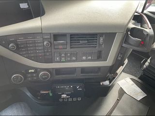 Σασί Volvo 2014 , FH13 - 500hp, τιμόνι, διπλόσασο-thumb-11