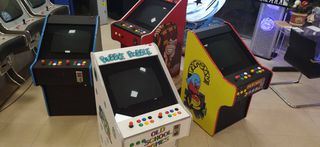 ΠΑΡΑΓΓΕΛΙΕΣ ARCADE CABIN ΓΙΑ ΤΑ ΧΡΙΣΤΟΥΓΕΝΝΑ