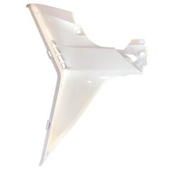 Ποδιά εσωτερική δεξιά γνήσια Yamaha Crypton S 115 άσπρη