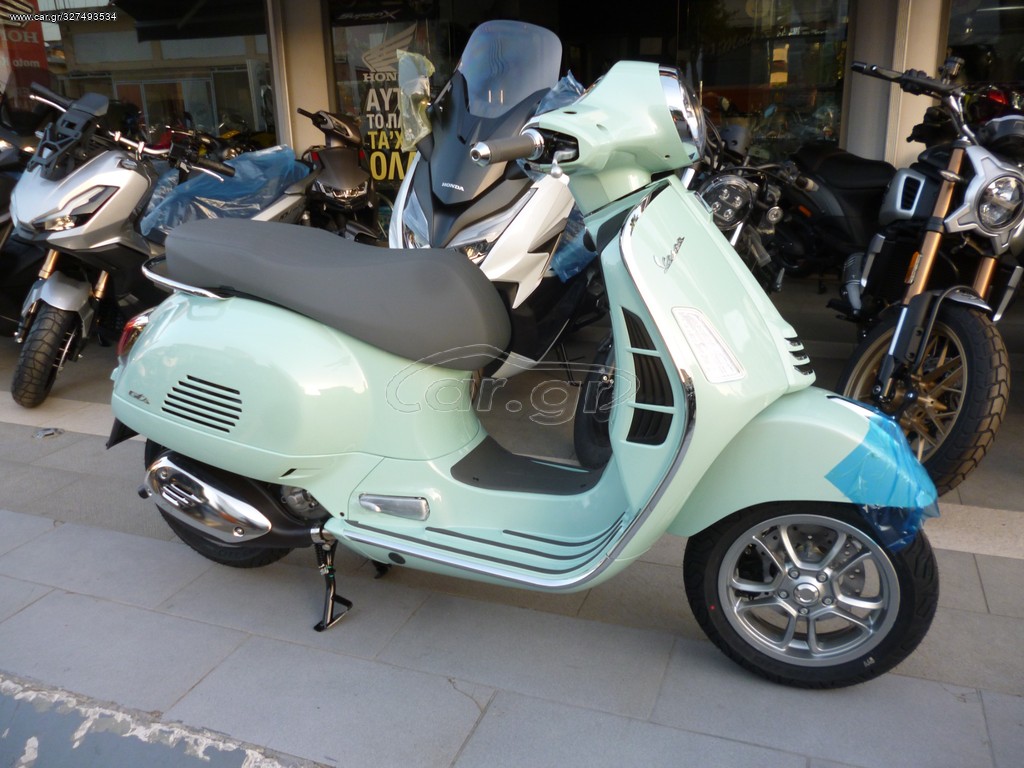 Vespa GTS 300 2025 ΠΡΟΣΦΟΡΑ + Accessories Pack !!!!