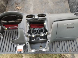 FORD FOCUS 04-08 ΟΛΑ ΤΑ ΠΛΑΣΤΙΚΑ ΕΣΩΤΕΡΙΚΟΥ