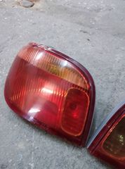 ΦΑΝΑΡΙΑ ΠΙΣΩ ΑΠΟ TOYOTA YARIS -thumb-3