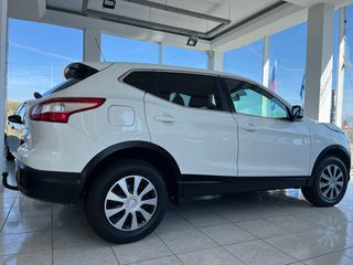 Nissan Qashqai 2016 1.6 dCi Tekna 4x4-thumb-2