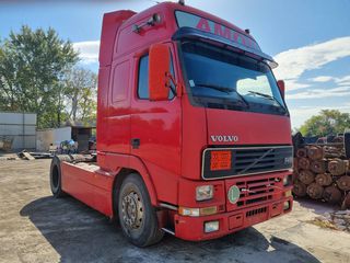 ΦΟΡΤΗΓΟ VOLVO FH12 420 ΓΙΑ ΑΝΤΑΛΛΑΚΤΙΚΑ