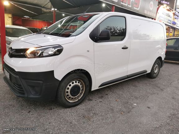 Toyota '19 PROACE