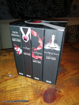 The Twilight Saga Collection Box Set