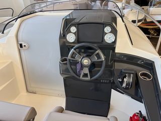 Quicksilver 2026 555 CABIN ΕΤΟΙΜΟΠΑΡΑΔΟΤΟ-thumb-15