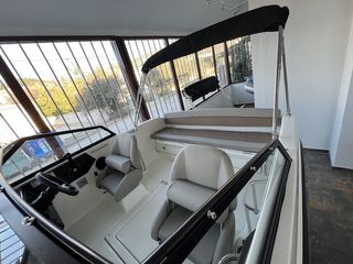 Quicksilver 2026 555 BOWRIDER ΕΤΟΙΜΟΠΑΡΑΔΟΤΟ-thumb-6