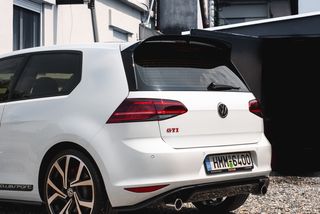 Volkswagen Golf 2016-thumb-2