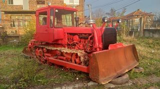Tracked Tractors Belarus 1992 DT 75