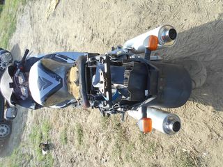 SUZUKI HAYABUSA GSXR 1300-thumb-6