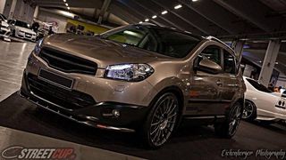 Spoiler / Χειλάκι Εμπρός Προφυλακτήρα Maxton Design NISSAN QASHQAI - Μαύρο Γυαλιστερό - (NI-QA-1F-FD1G)-thumb-1