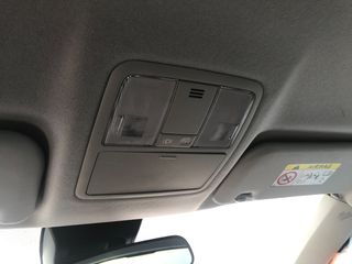 TOYOTA AURIS -thumb-1