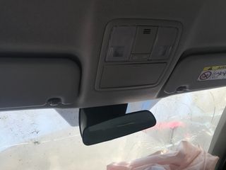 TOYOTA AURIS -thumb-2