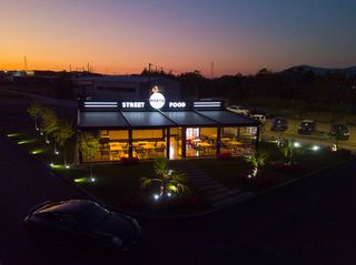 Καντίνα Skretas 2022 Porto street food-thumb-2