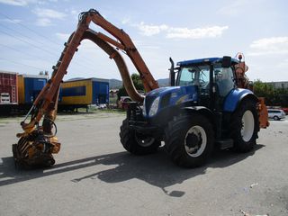 New Holland '11 T6070