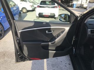 Hyundai i 30 2015-thumb-9