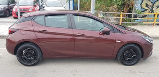 Opel Astra 2018-thumb-16