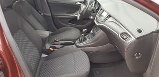 Opel Astra 2018-thumb-21