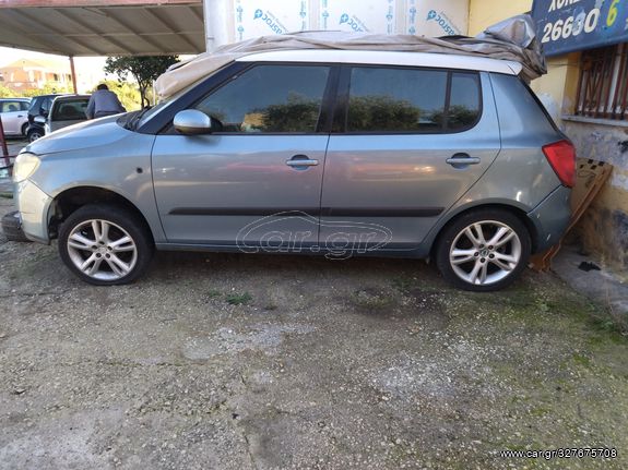 Skoda Fabia 2005-2011 1.6 ΚΩΔ.ΚΙΝ.BTS   Ολόκληρο - Άξονας με Δισκόφρενα - Φανοποιεία - Μηχανικά