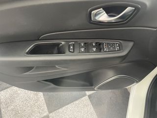 Renault Captur 2018 Dynamic-thumb-8
