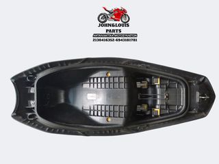 ΣΕΛΑ PCX 125 (21'-25')-thumb-1