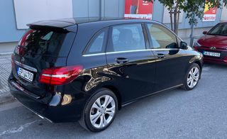 Mercedes-Benz B 180 2017 d-thumb-5