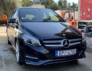 Mercedes-Benz B 180 2017 d-thumb-3