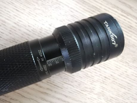 Φακός led Τank007 με zoom 500 Lumens. 