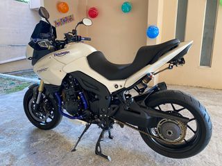 Triumph Tiger 1050 2009-thumb-5