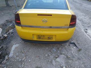 Opel Vectra 2004-thumb-2