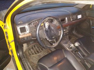 Opel Vectra 2004-thumb-5