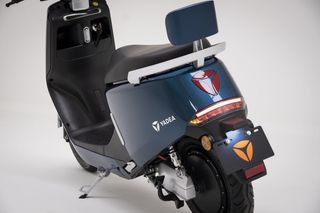 Yadea 2026 G5 ΜΕ 50%ΠΡΟΚ 12 ΜΗΝΕΣ ΑΤΟΚΟ ΔΙΑΚΑΝΟΝΙΣΜΟ-thumb-2