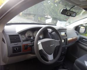CHRYSLER GRAND VOYAGER-thumb-4